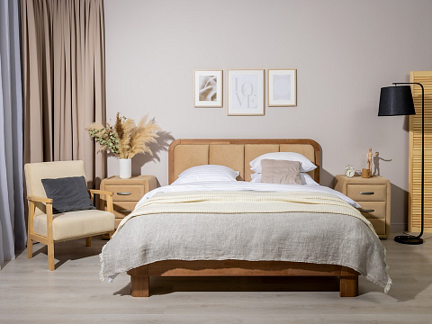 Большая двуспальная кровать Hemwood - Кровать из натурального массива сосны с мягким изголовьем